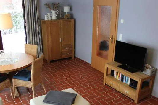 Ferienhaeuser Xenia * Wieck